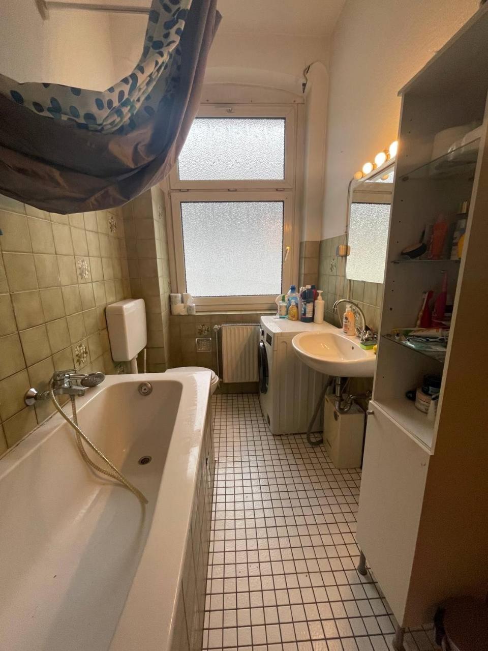 Lovely Room In Duesseldorf Nearly Duesseldorf Hbf Luaran gambar